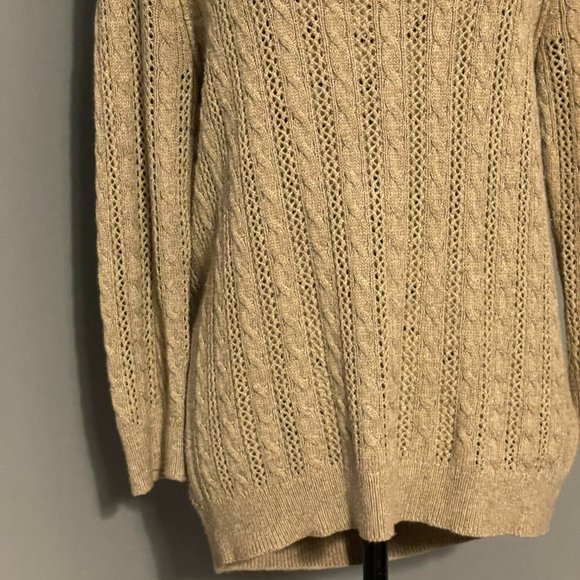 American Eagle Knit Sweater - Picture 7 of 9